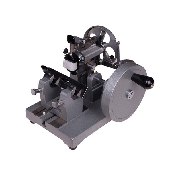 Máquina de microtomo rotativo de mano B.S.D.K233 utilizada para cortar animales